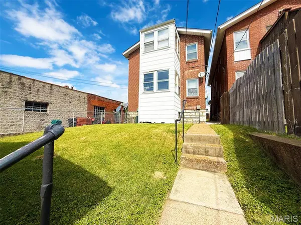 6328 Arsenal ST, St Louis, MO 63139