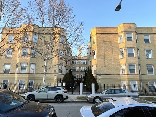 4126 W 24th PL #J2, Chicago, IL 60623