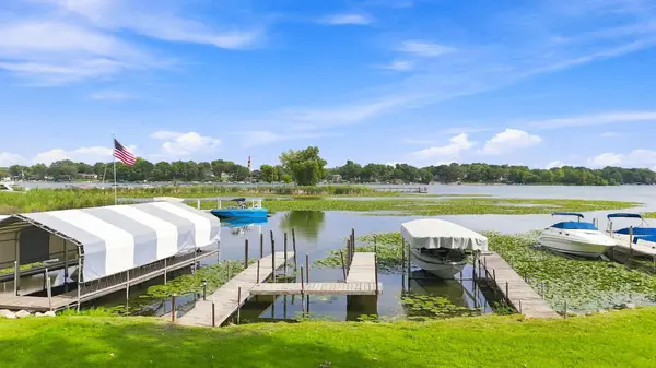 2149 Cardinal LN, Mound, MN 55364