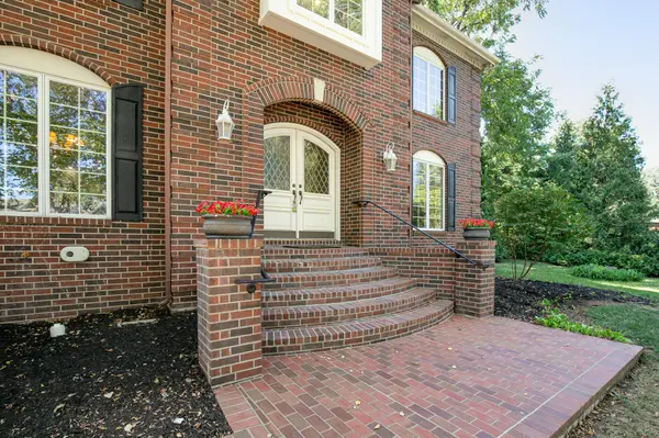 3850 E Country Place PL, Springfield, MO 65809