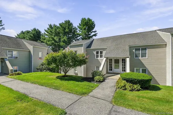 1704 Holly Stream CT, Brewster, NY 10509