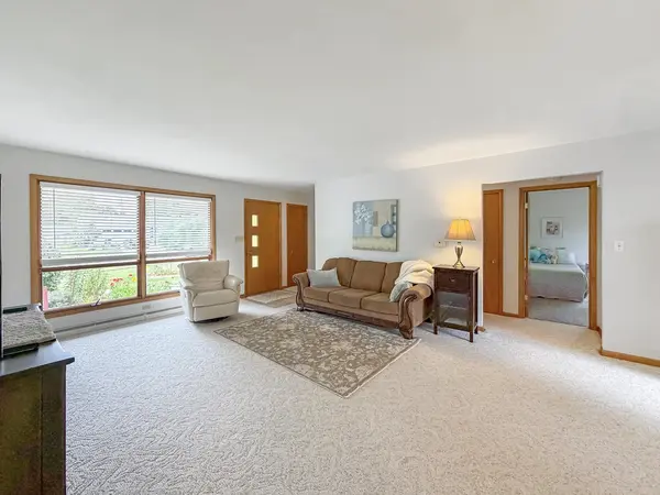 1353 Empire CT, Freeport, IL 61032