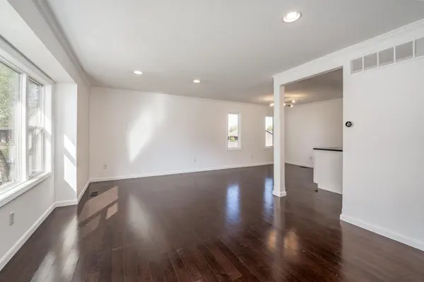 1728 N Overlook, Derby, KS 67037