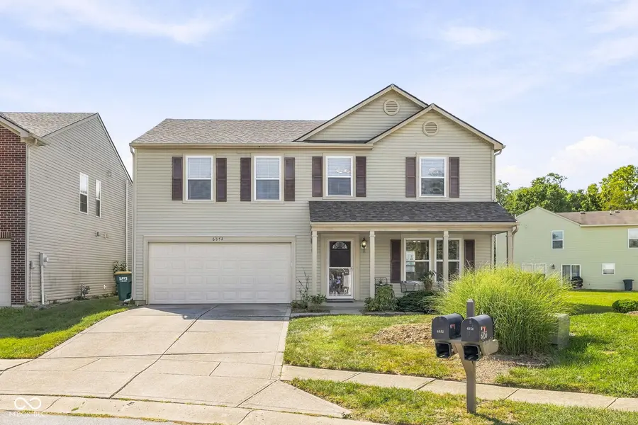6852 Maywood CIR, Avon, IN 46123