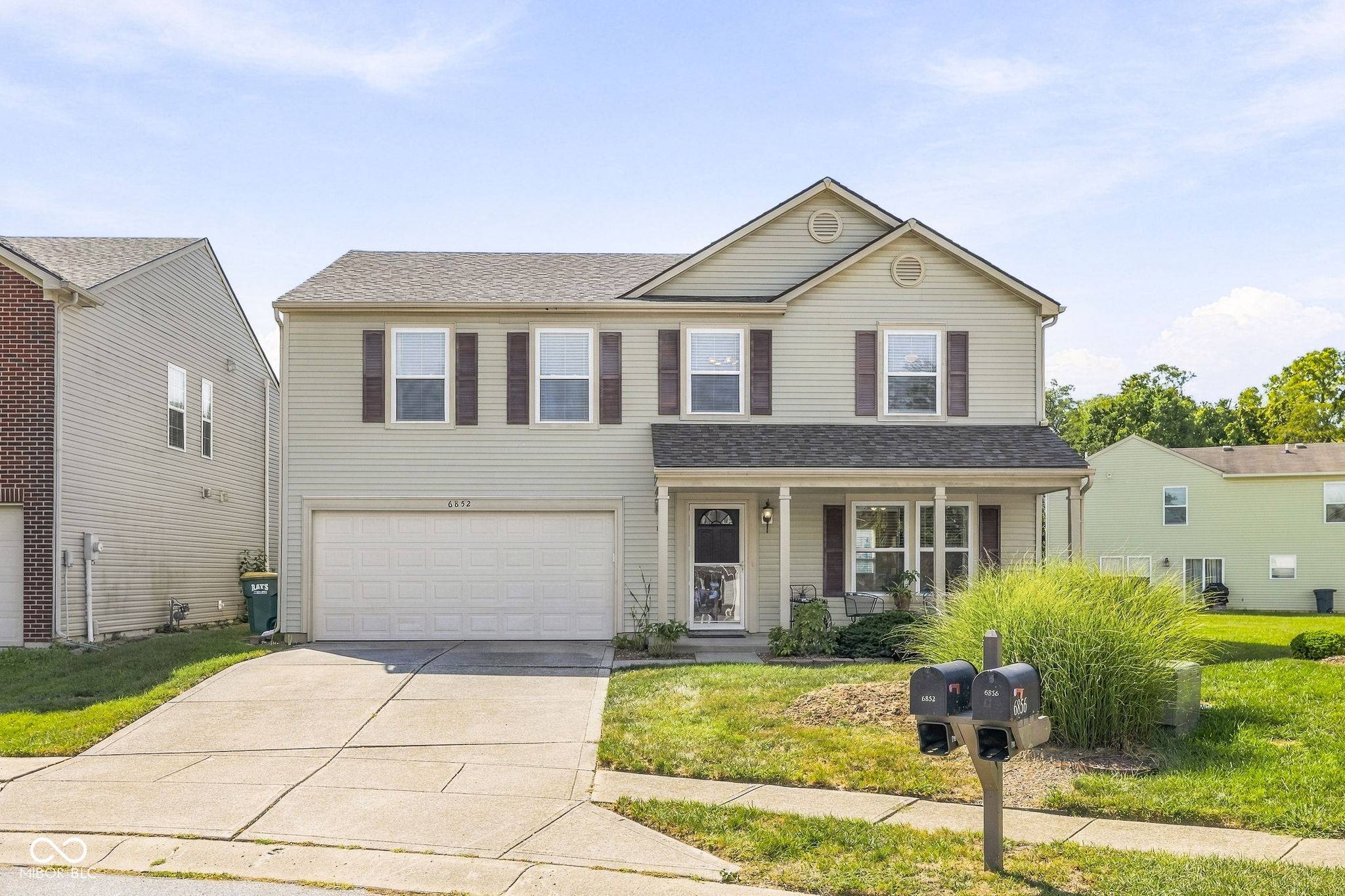 6852 Maywood CIR, Avon, IN 46123