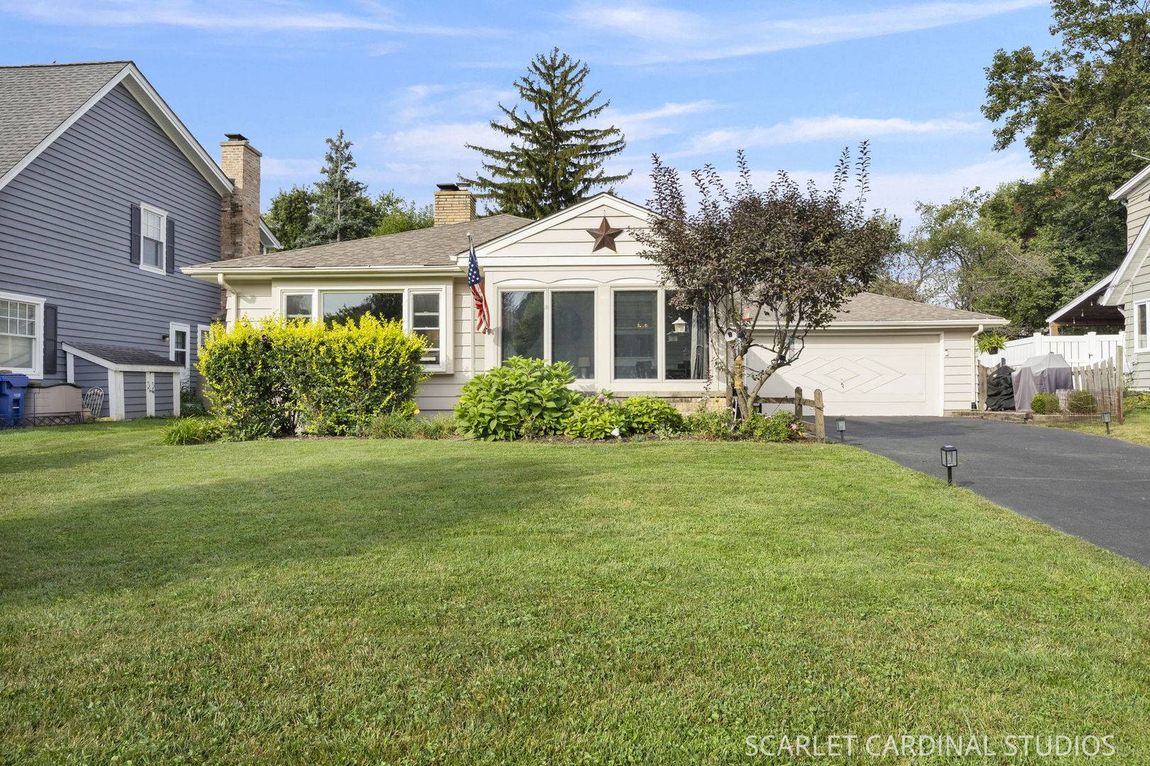 1210 S Gables BLVD, Wheaton, IL 60189