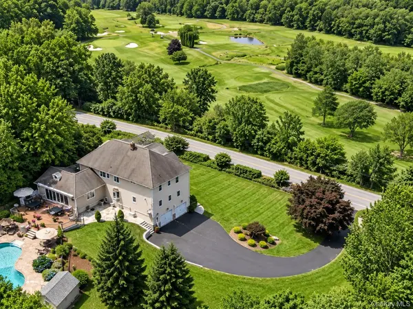 50 Wixon Pond RD, Mahopac, NY 10541
