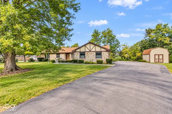 2448 S Sunrise DR, New Palestine, IN 46163