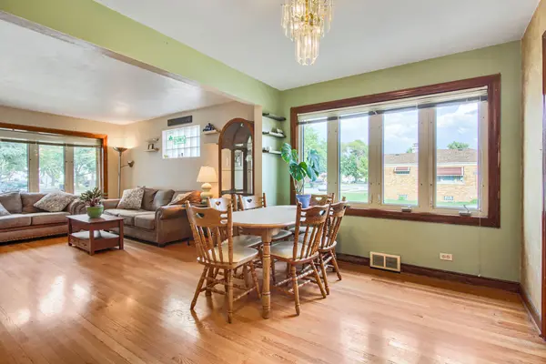 3901 W 107th ST, Chicago, IL 60655