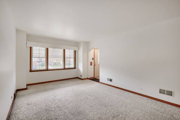 4134 W 58th ST, Chicago, IL 60629