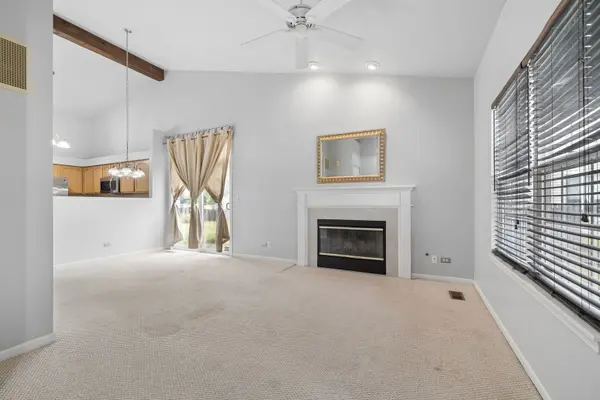 2828 Rebecca CT, Montgomery, IL 60538