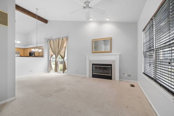 2828 Rebecca CT, Montgomery, IL 60538
