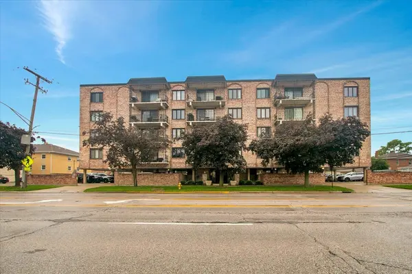 7525 W Lawrence AVE #505, Harwood Heights, IL 60706