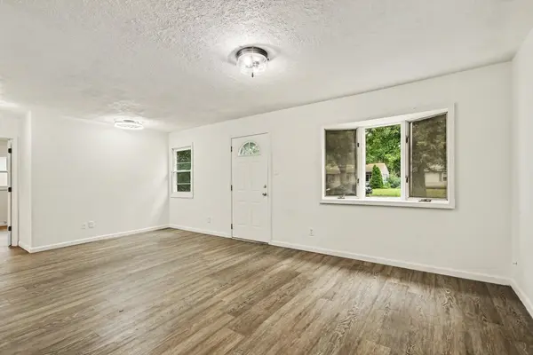 3752 Sandusky ST, Hobart, IN 46342