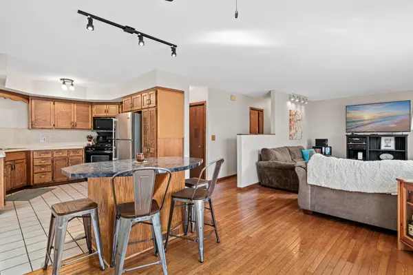 7720 Long Lake RD, Mounds View, MN 55112