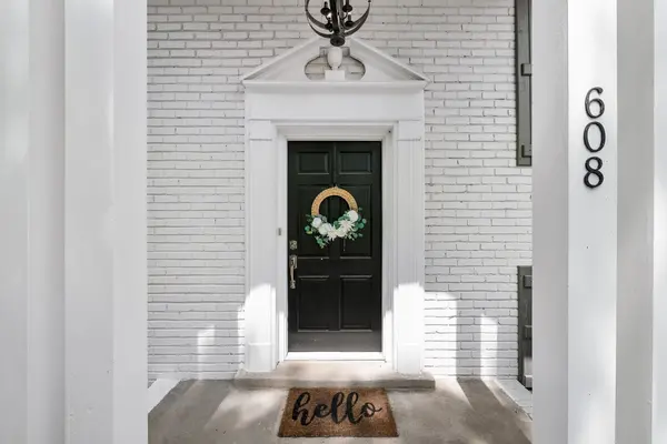608 Harpeth Pkwy #E, Nashville, TN 37221