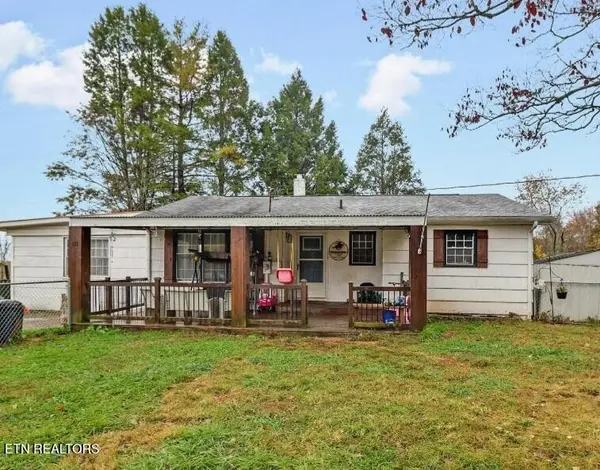 111 Raymond Bingham Rd, Oakdale, TN 37829