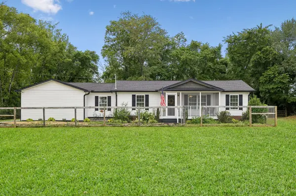 6782 Woodbury Pike, Murfreesboro, TN 37127