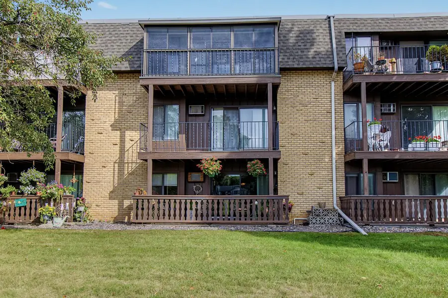 3421 Kent ST #407, Shoreview, MN 55126