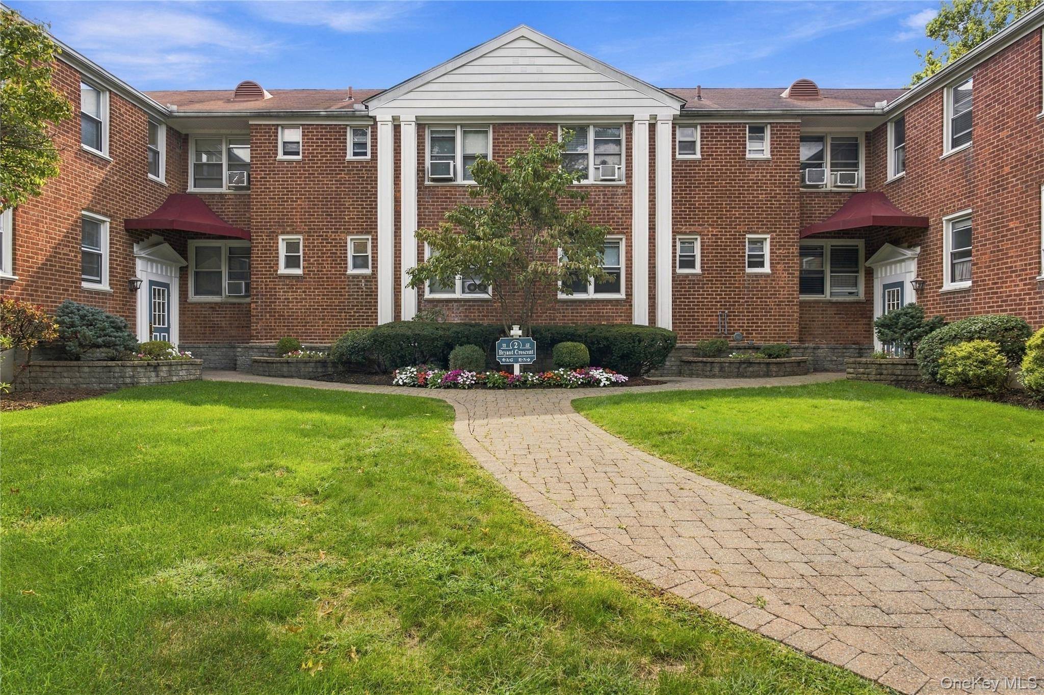 2 Bryant Crescent #1N, White Plains, NY 10605
