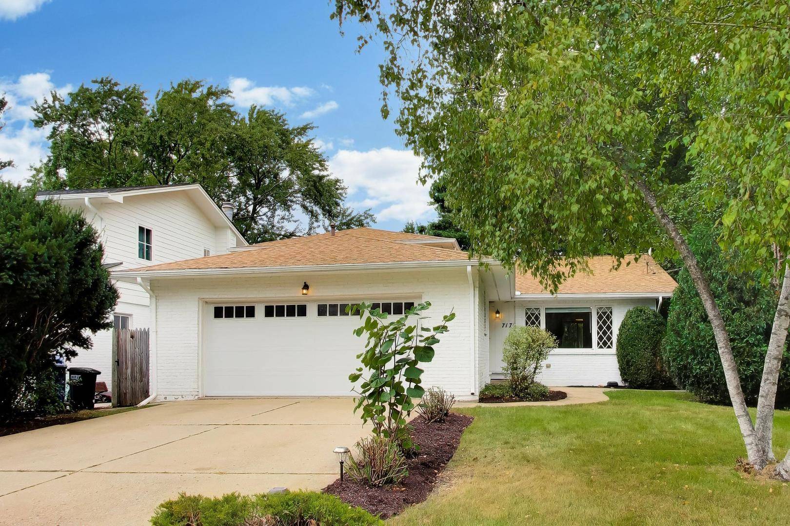 717 Cheever AVE, Geneva, IL 60134