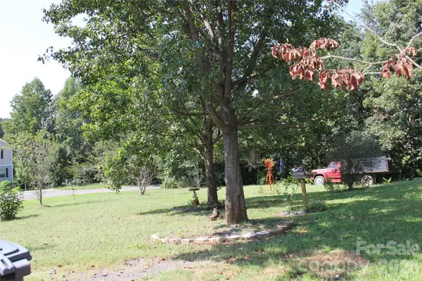 115 Anderson Acres DR, Harmony, NC 28634