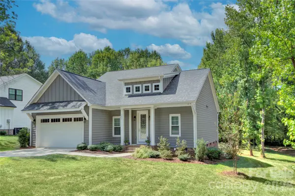 9841 Rich Hatchet RD, Huntersville, NC 28078