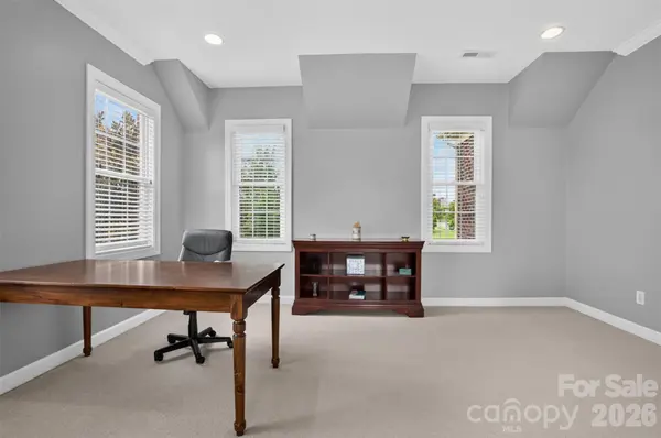 10103 Legolas LN, Charlotte, NC 28269