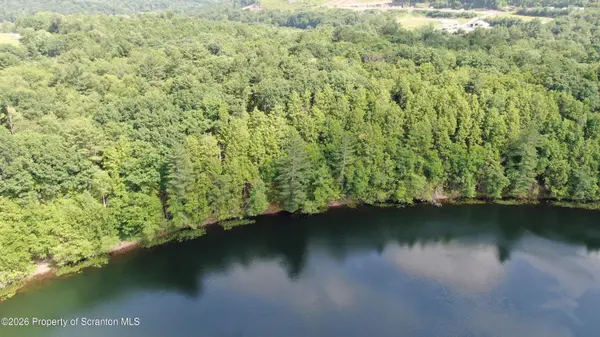 865 E Avery Station RD, Tunkhannock, PA 18657