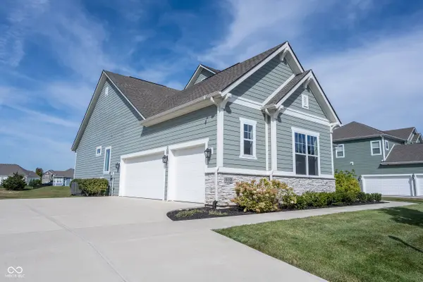 18180 Birdview CT, Westfield, IN 46074