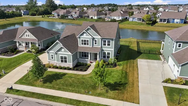 18180 Birdview CT, Westfield, IN 46074