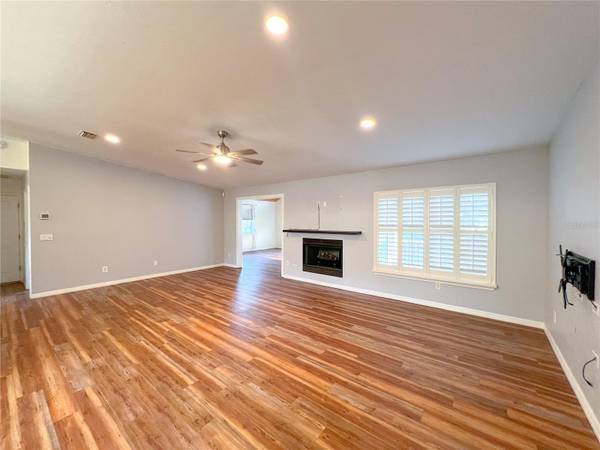 7516 NW 36TH AVE, Gainesville, FL 32606