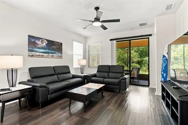884 GRAND CANAL DR, Kissimmee, FL 34759