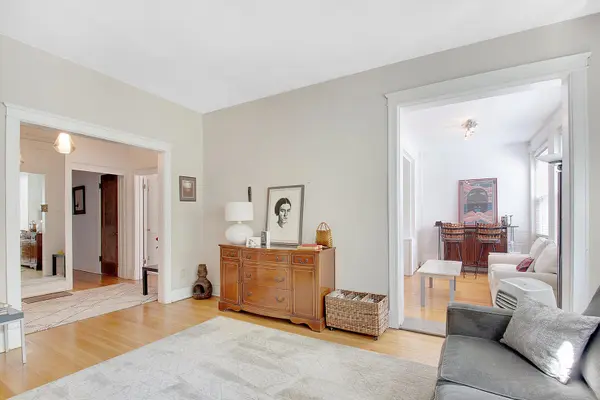 5108 S Woodlawn AVE #2G, Chicago, IL 60615