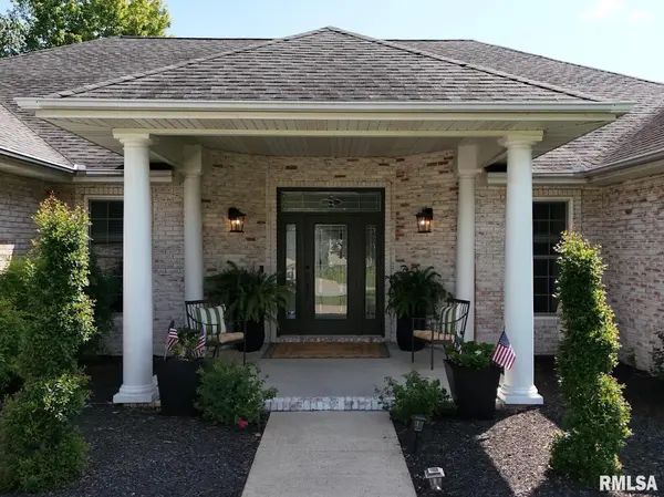 1509 Chart Hills DR, Marion, IL 62959