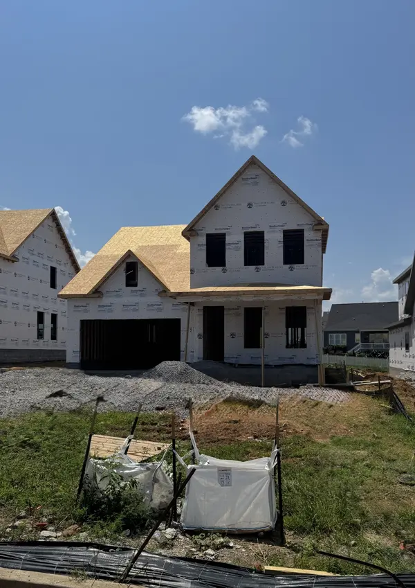 3388 Vinemont Drive, Thompsons Station, TN 37179