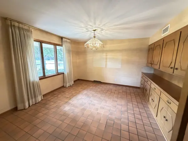 1566 N West Lynn, Wichita, KS 67212