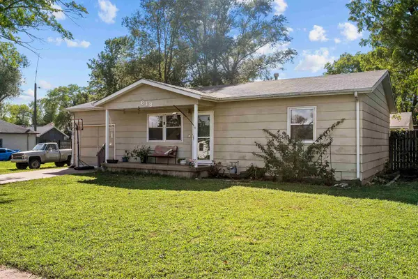 618 N Blaine St, Wellington, KS 67152