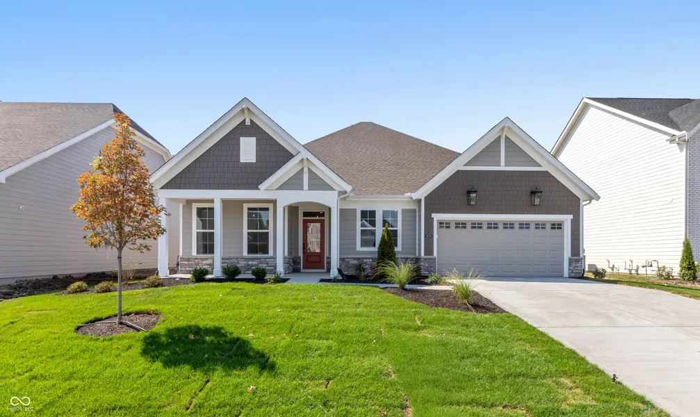 1070 Christopher CT, Greenwood, IN 46143