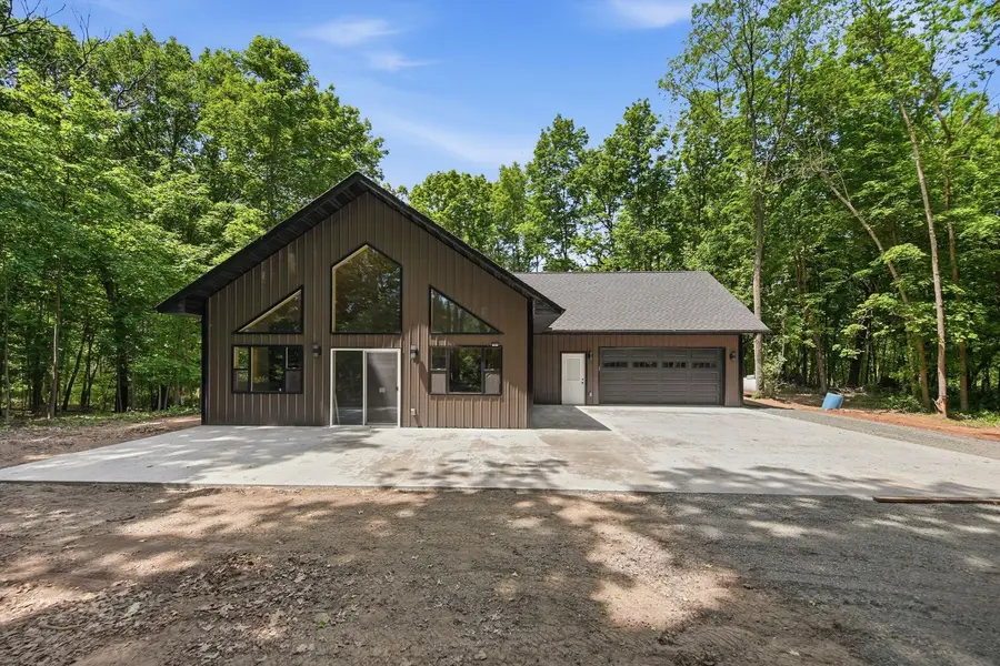 9153 Bears Ear RD, Pine City, MN 55063