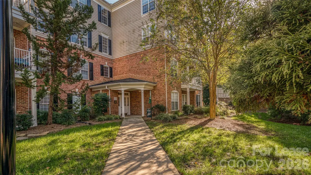 3246 Margellina DR, Charlotte, NC 28210