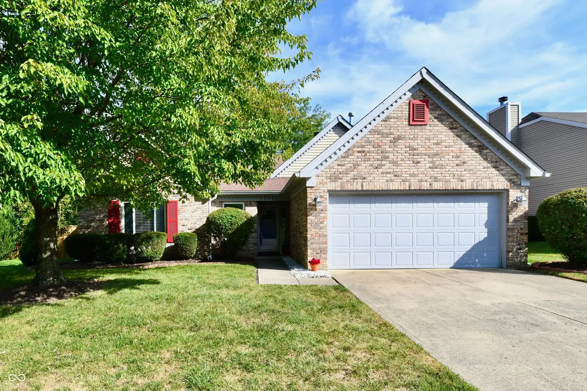10844 Gate CIR, Fishers, IN 46038