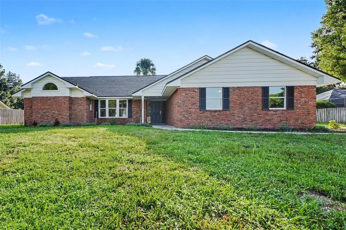 33608 OVERTON DR, Leesburg, FL 34788