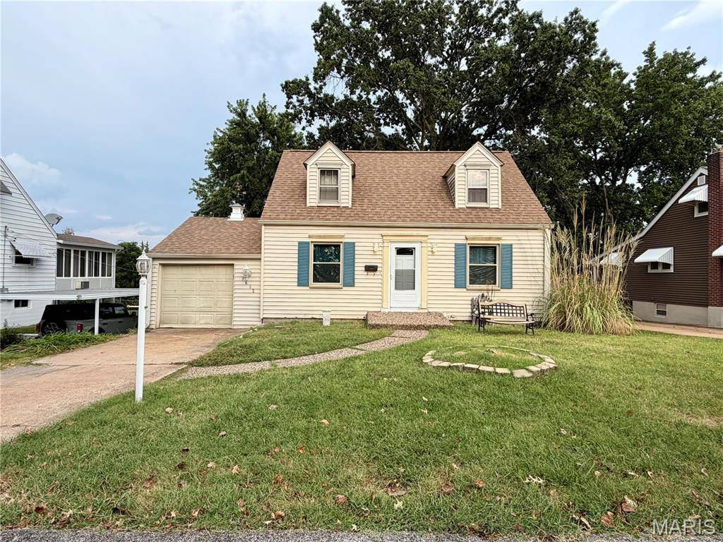 9462 Brenda AVE, Affton, MO 63123