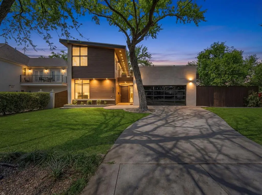 921 N Bailey AVE, Fort Worth, TX 76107