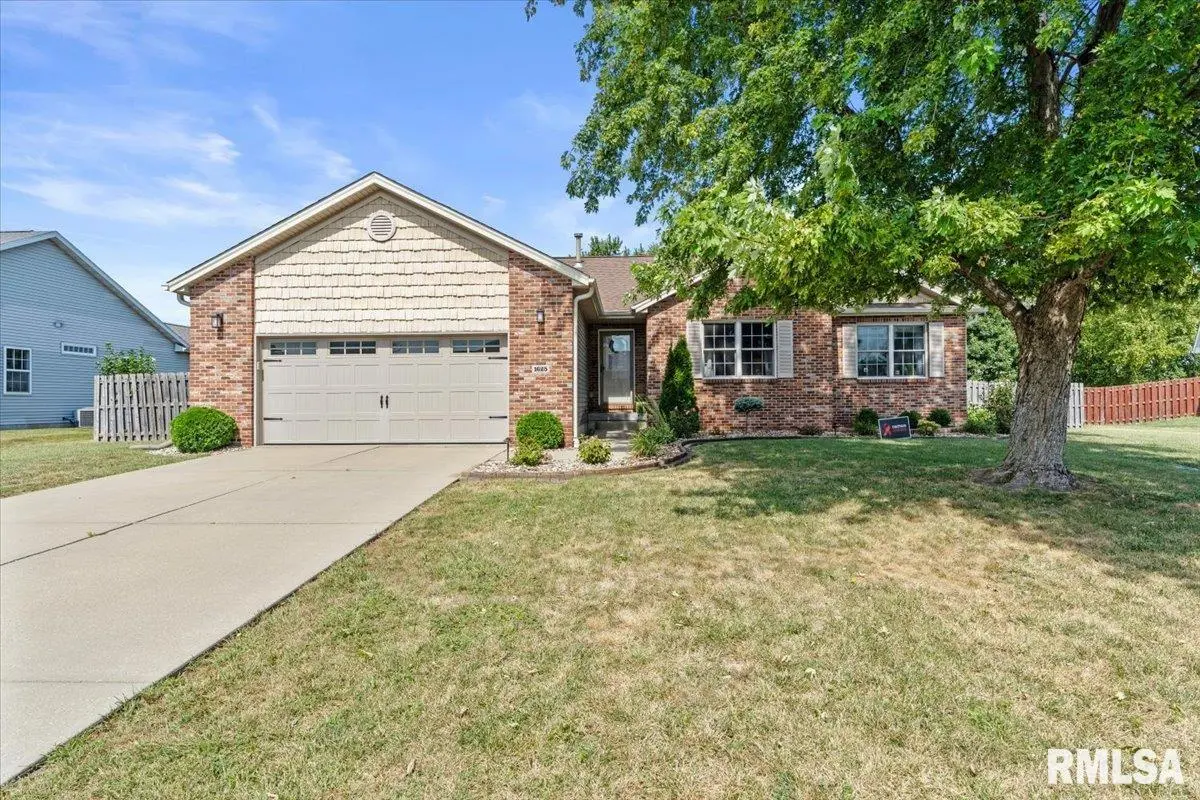 1625 Chancelor PL, Chatham, IL 62629