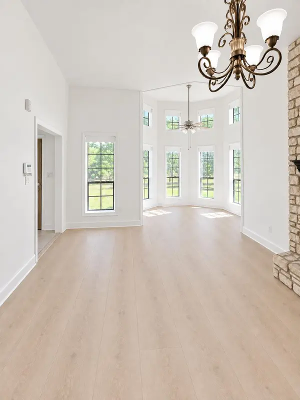 301 Shelton Ranch RD, Dripping Springs, TX 78620