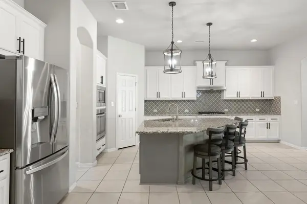 865 Catalina LN, Austin, TX 78737