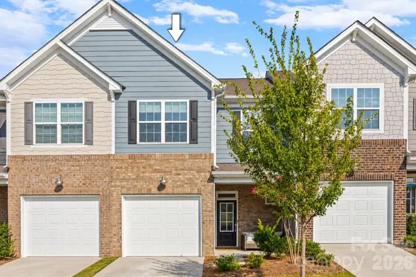 7035 Everly Commons LN, Tega Cay, SC 29708
