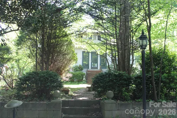 9000 Beatties Ford RD, Huntersville, NC 28078